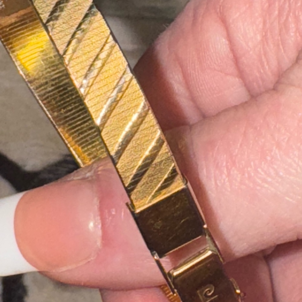 Vintage Wrist Watch Pierre Cardin Women's Quartz Gold tone small Square Bezel - Picture 11 of 13